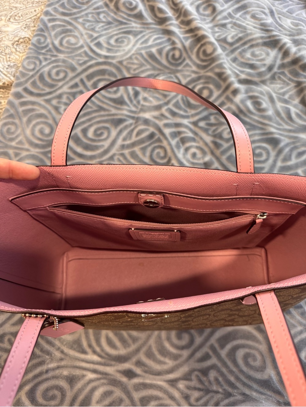 SALE! Coach Signature Large Tote Khaki & Pink Leather Pink Interior Authentic - Picture 5 of 9